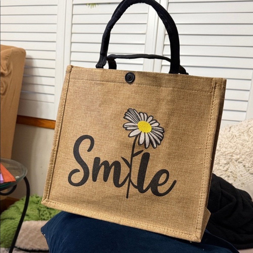 Smile Jute Tote Bag with Daisy Design